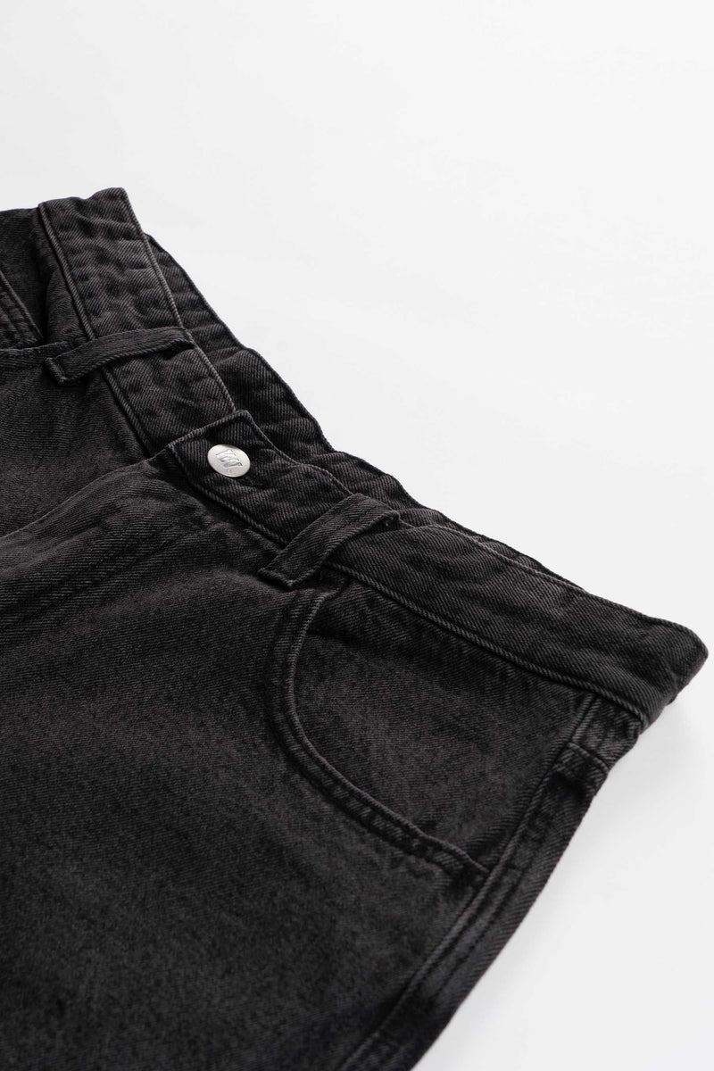 Baggy Denim Short - Leather Patch